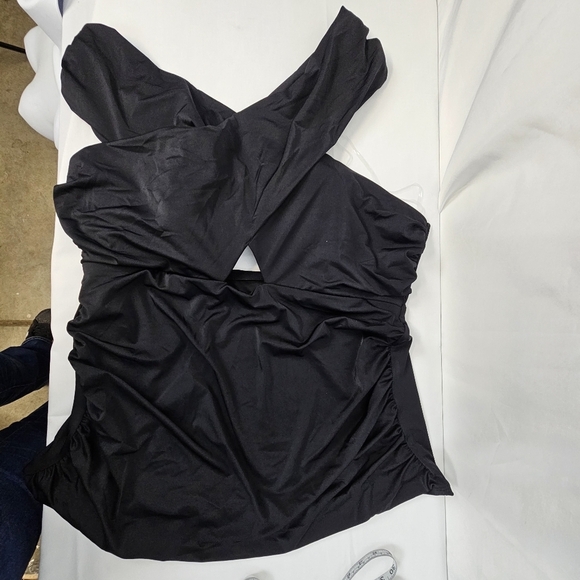Cacique Swim Black Wrap Front Off Shoulder Tankini Top 26 - Picture 3 of 9